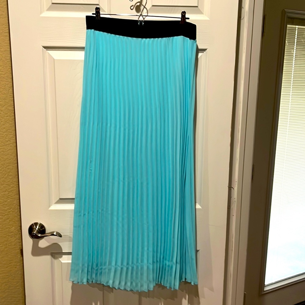 Pleated maxi skirt